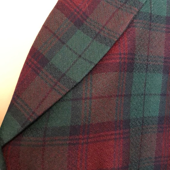 Halston pkaid blazer - Picture 2 of 4